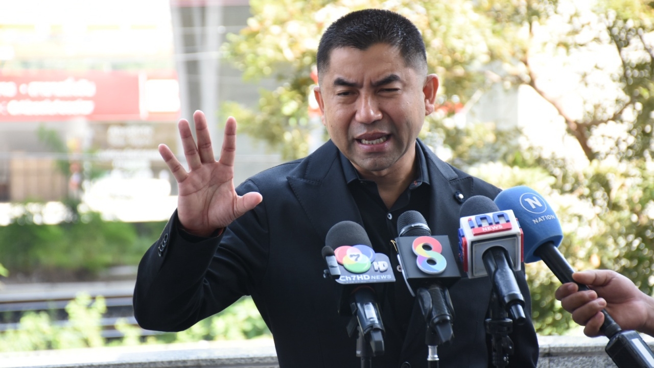 "บิ๊กโจ๊ก" ยื่นฟ้อง ผบ.ตร. ใช้อำนาจกลั่นแกล้ง ตั้งกรรมการสอบวินัยปมข้อสอบ