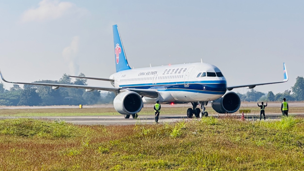 จีนบินรับสแกมเมอร์หนีจากเคเคปาร์ค เป็นวันที่ 3 แต่ไม่ครบตามเป้า คาดพบโรคติดต่อ