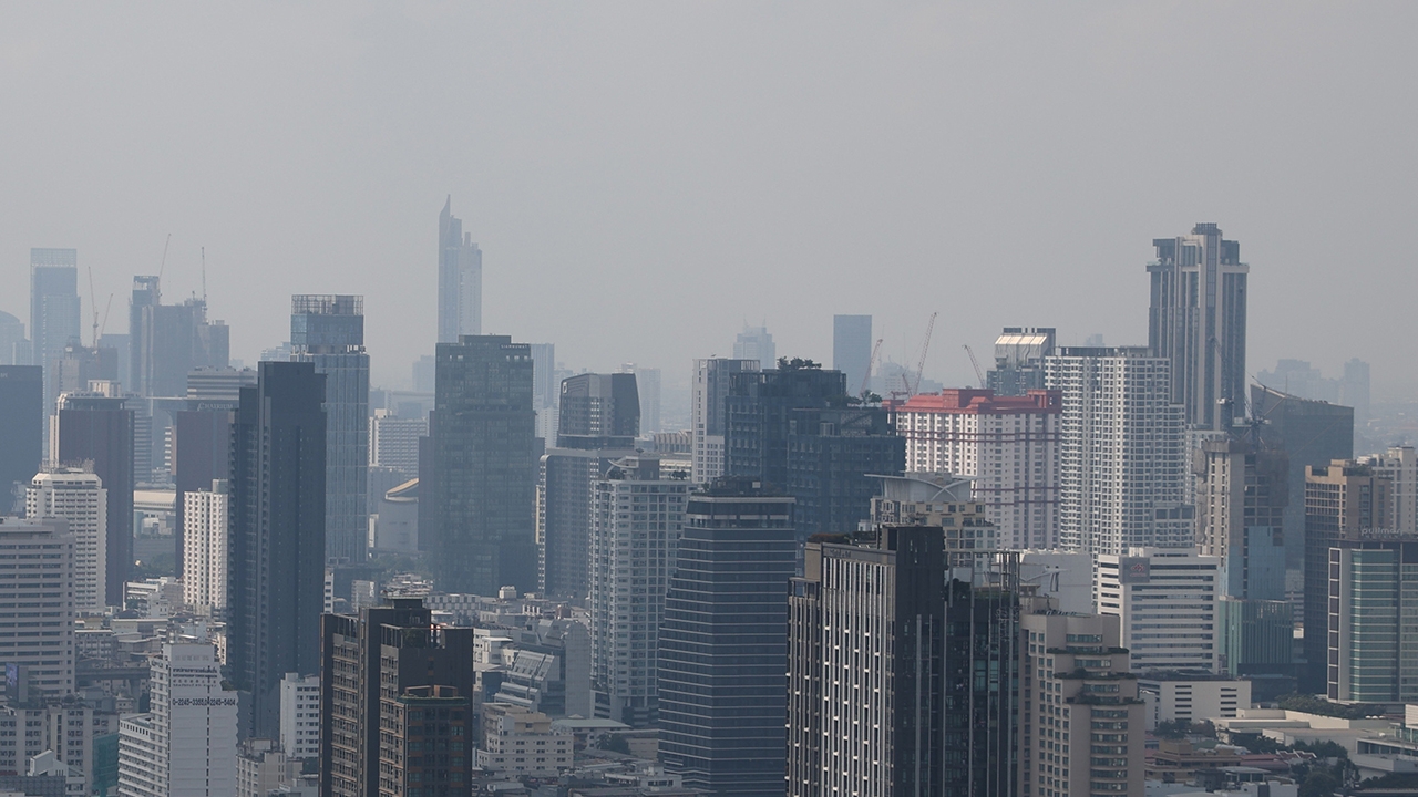 คน กทม. 50 เขตสำลักฝุ่น PM 2.5 เชียงใหม่ก็เริ่มมีผลกระทบ "จิสด้า" พบฮอตสปอตเพียบ