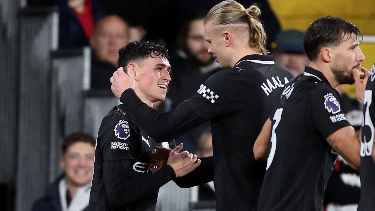 ผลบอลเมื่อคืน แมนซิตี้ บุกทุบ ฟูแล่ม สุดระทึก ไล่จี้จ่าฝูงพรีเมียร์ลีก