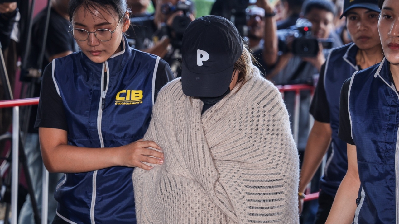 นานา ไรบีนา สั่งกะเพรากุ้งไข่ดาวเป็นมื้อเช้าที่ห้องควบคุม น้องสาวมาติดต่อเข้าเยี่ยม