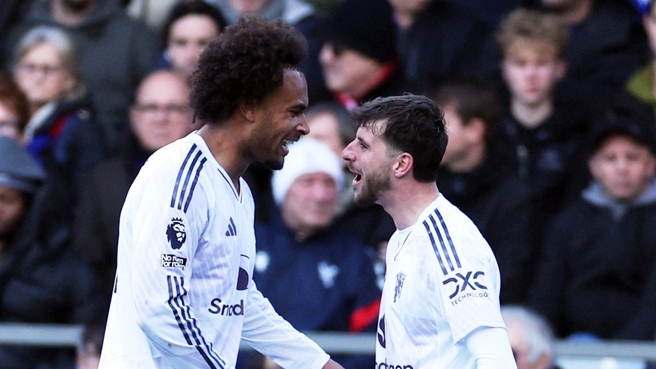 ผลบอล ปีศาจแดงคืนชีพ! เซิร์กซี–เมาท์ กดคนละตุง พาแมนยูแซงดับพาเลซ 2-1 กระโดดขึ้นที่ 6