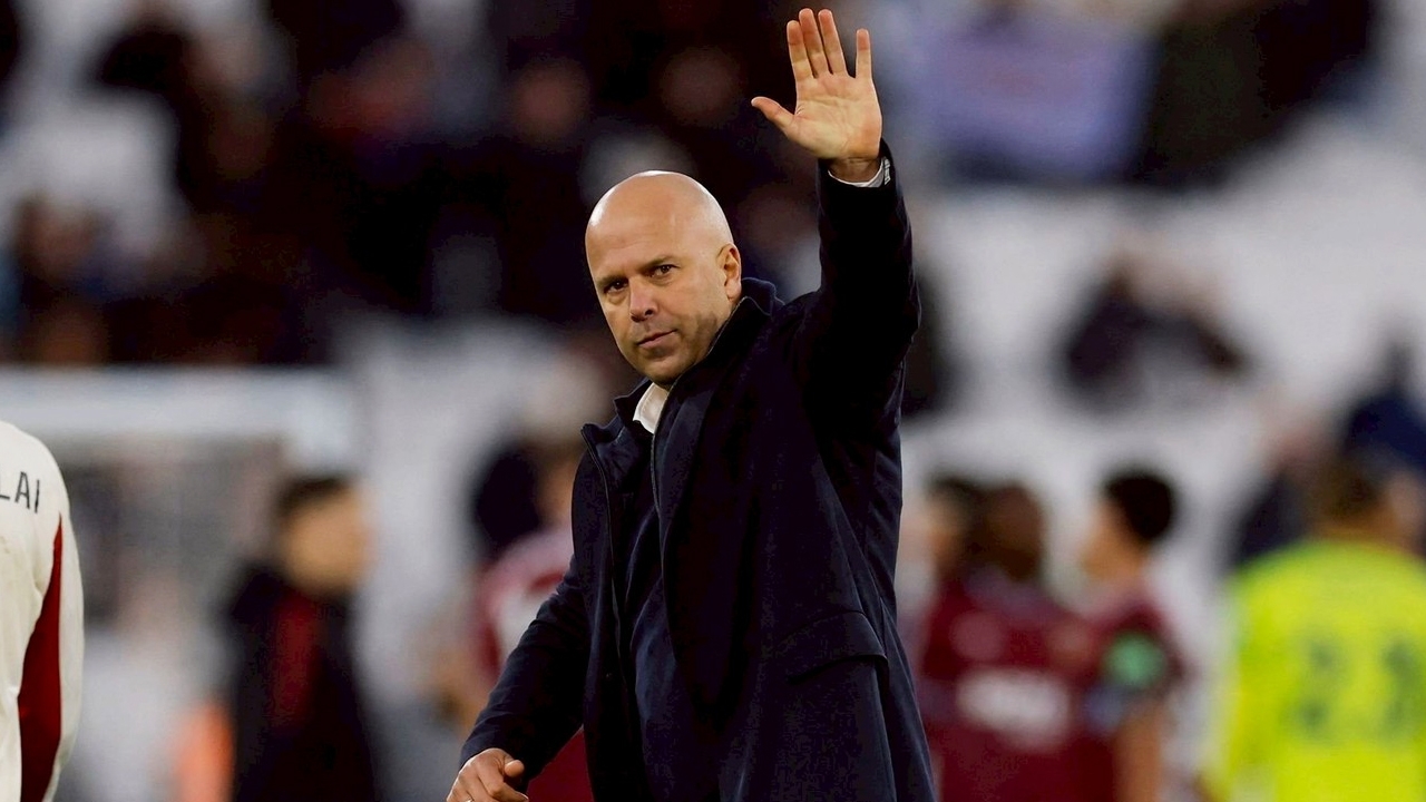 เห็นด้วยไหม "สล็อต" ชม 2 แข้งลิเวอร์พูลเป็นพิเศษ หลังกลับมาชนะ ขึ้นที่ 8 พรีเมียร์ลีก