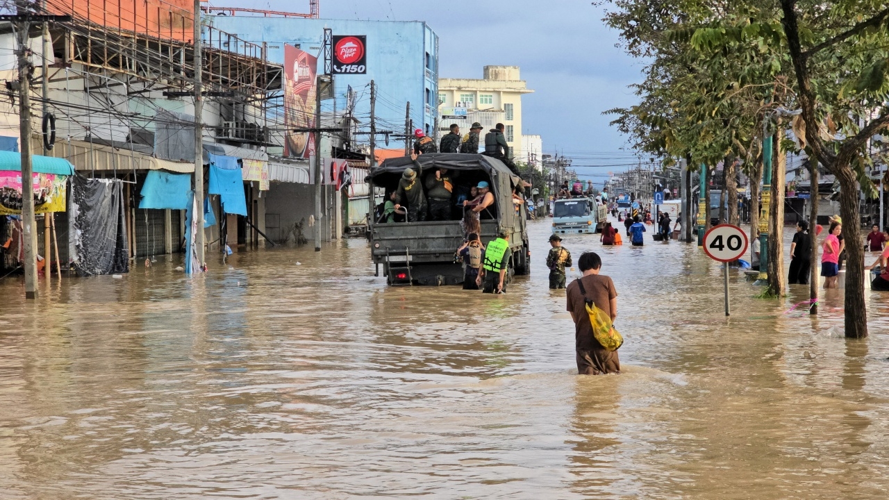 "เช็กเงินเยียวยาน้ําท่วม 68" ปภ. ยันผู้ประสบภัยสงขลา ยื่นคำร้องไม่ต้องใช้เอกสาร