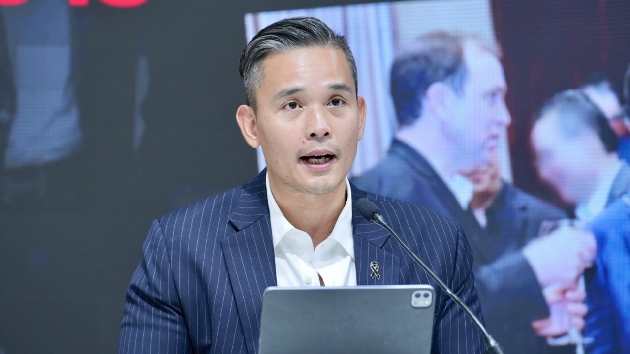 เพื่อไทยซัด “อนุทิน” พ้น มท.1 เพราะทำงานไม่เป็น เชื่อกับ “เบน สมิธ” ไม่ใช่แค่เจอกันผ่านๆ