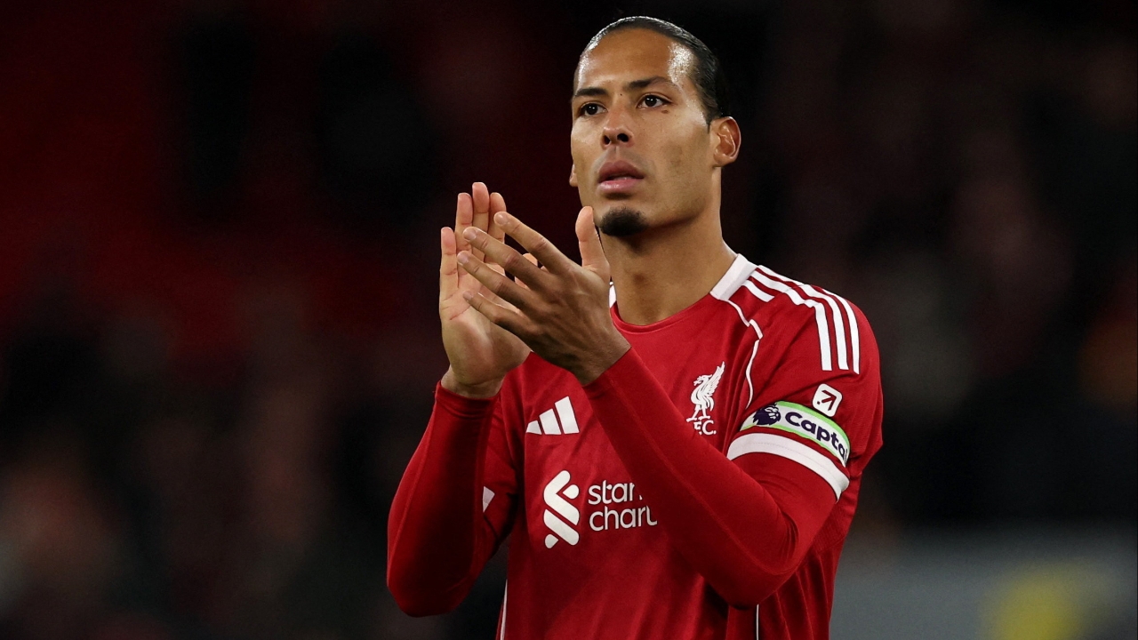 "ฟาน ไดค์" โต้เดือดนักวิจารณ์ หลัง "ลิเวอร์พูล" ชนะวิลล่า ขึ้นที่ 3 พรีเมียร์ลีก