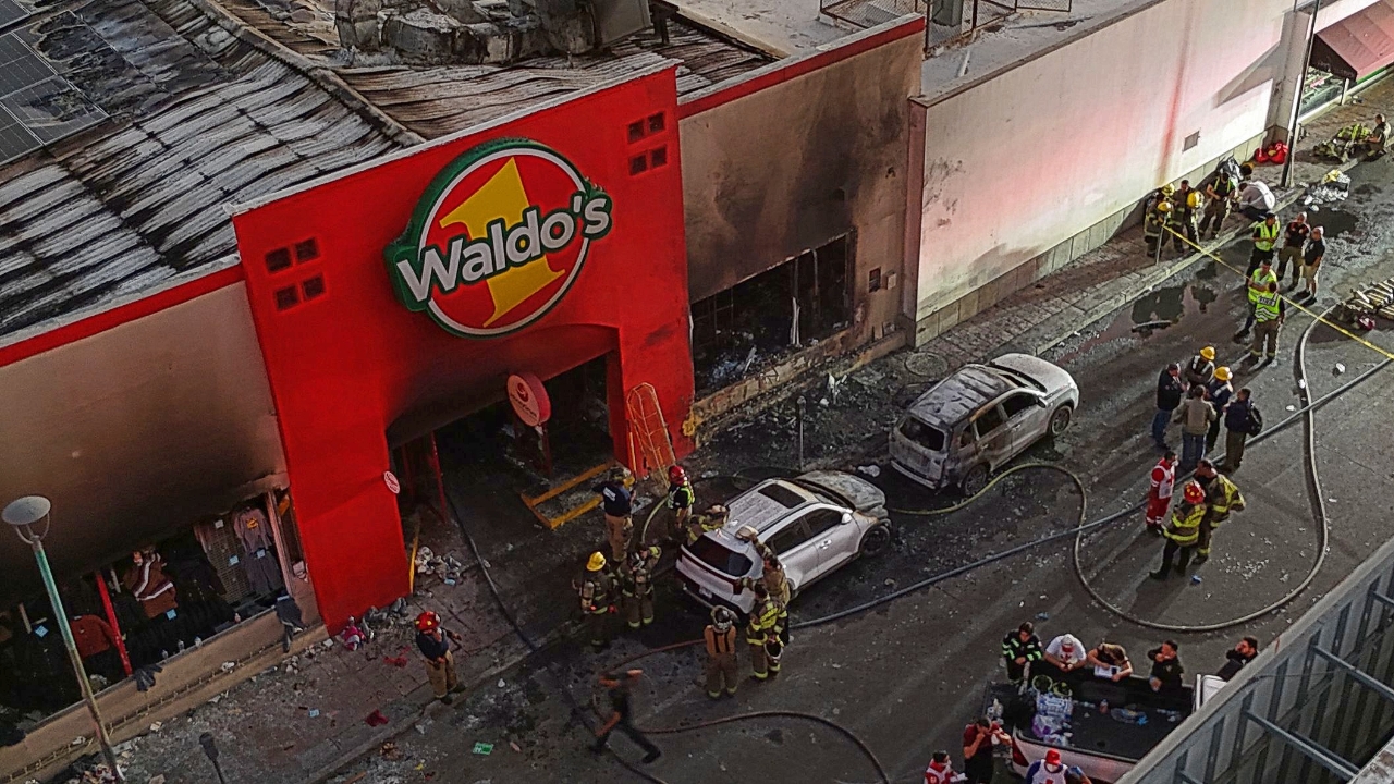 เหตุเพลิงไหม้-ระเบิด ซูเปอร์มาร์เก็ตในเม็กซิโก ดับ 23 ศพ บาดเจ็บอีกนับสิบ