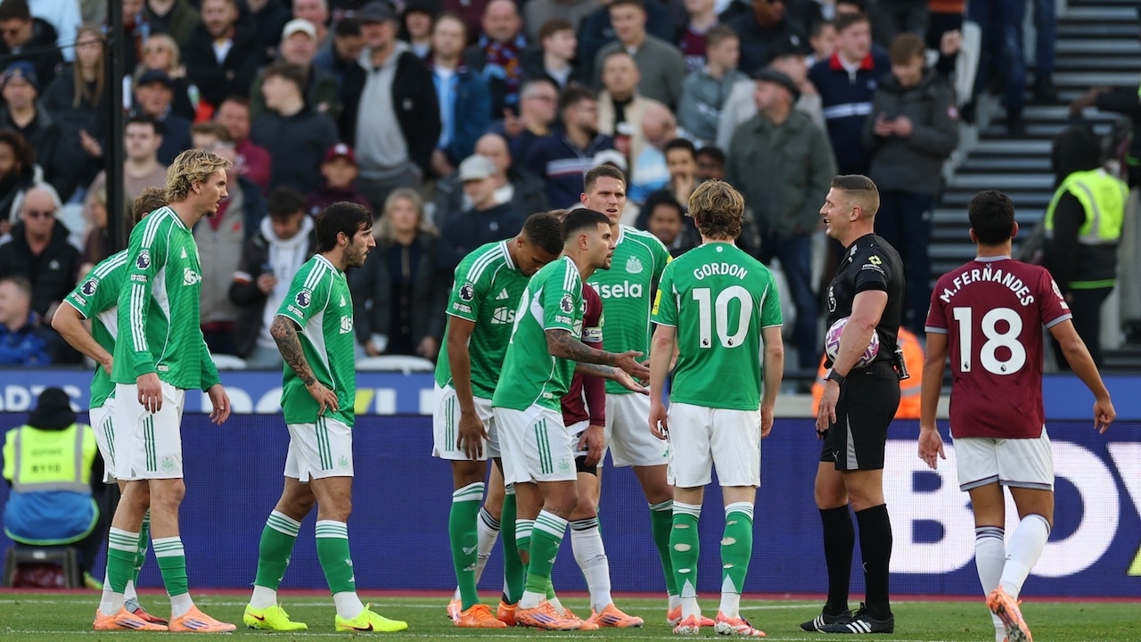 ผลบอลสด นิวคาสเซิ่ล หมดสภาพ บุกพ่าย เวสต์แฮม ศึกพรีเมียร์ลีก