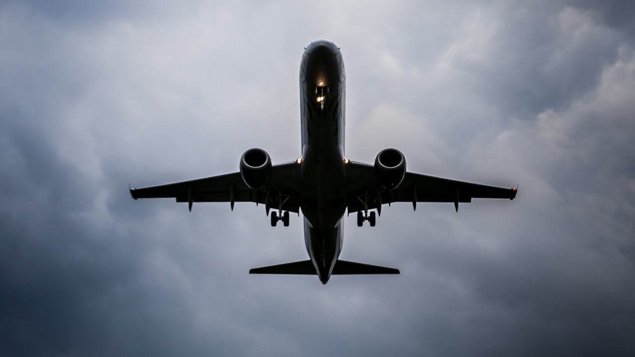 สุวรรณภูมิ” รณรงค์งดปล่อยโคมลอย พลุ ดอกไม้ไฟ ขึ้นท้องฟ้าช่วงเทศกาล “ลอยกระทง