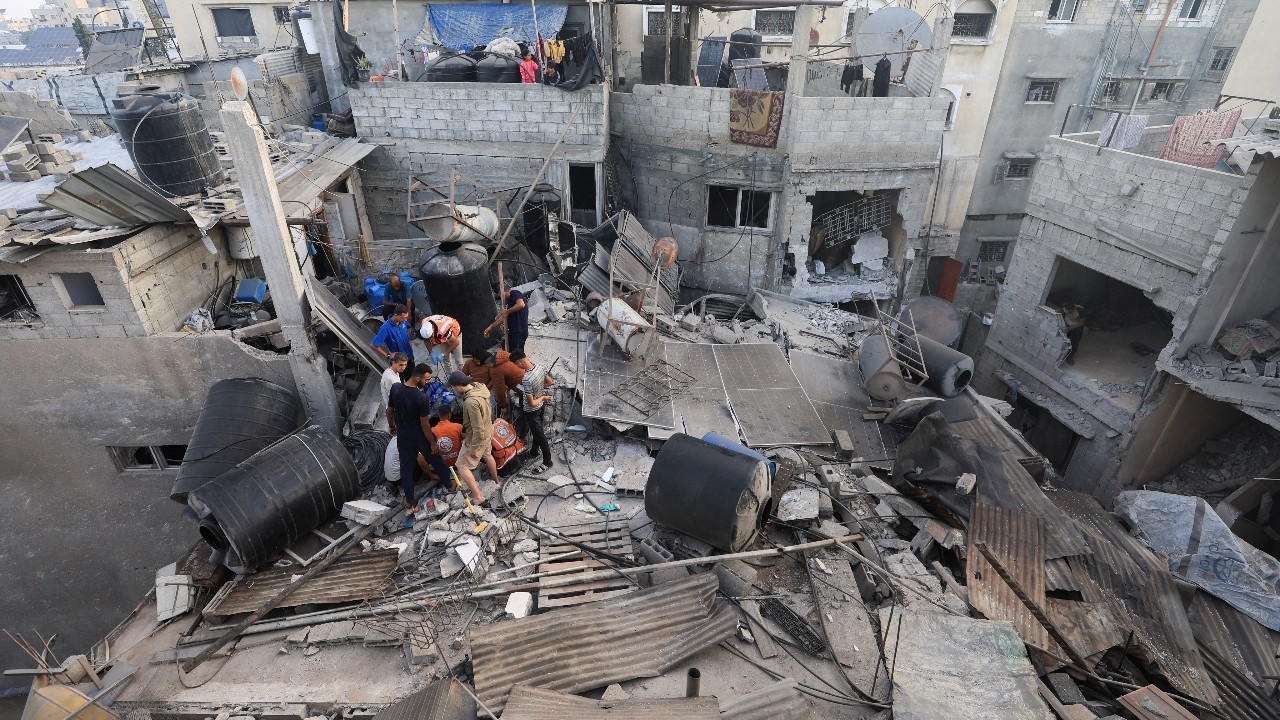 อิสราเอลถล่มกาซาอีกระลอก ดับอย่างน้อย 50 ศพ รวมเด็ก 22 คน