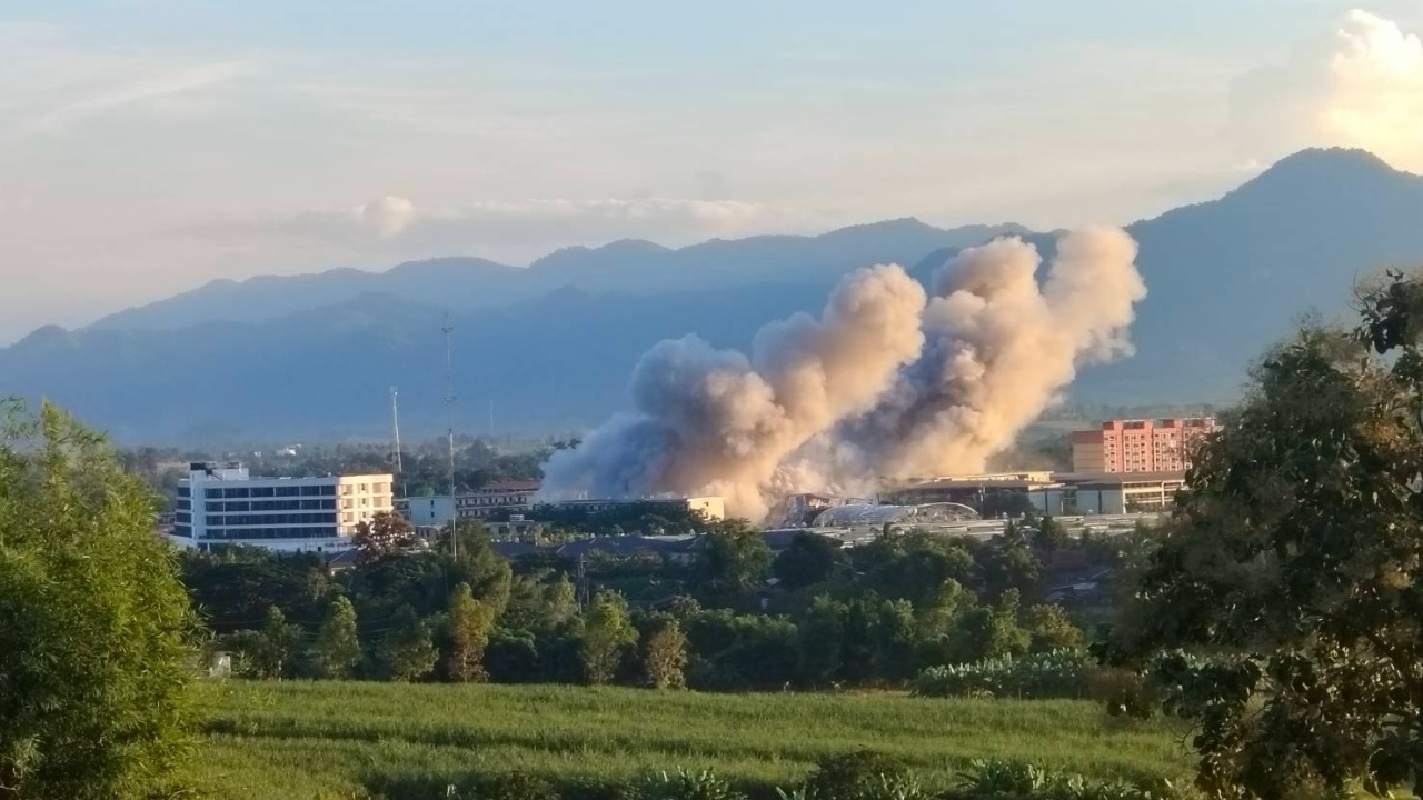 เปิดภาพมุมสูง ตึกสแกมเมอร์ใน KK Park เมียนมา เสียหายบางส่วนเท่านั้น