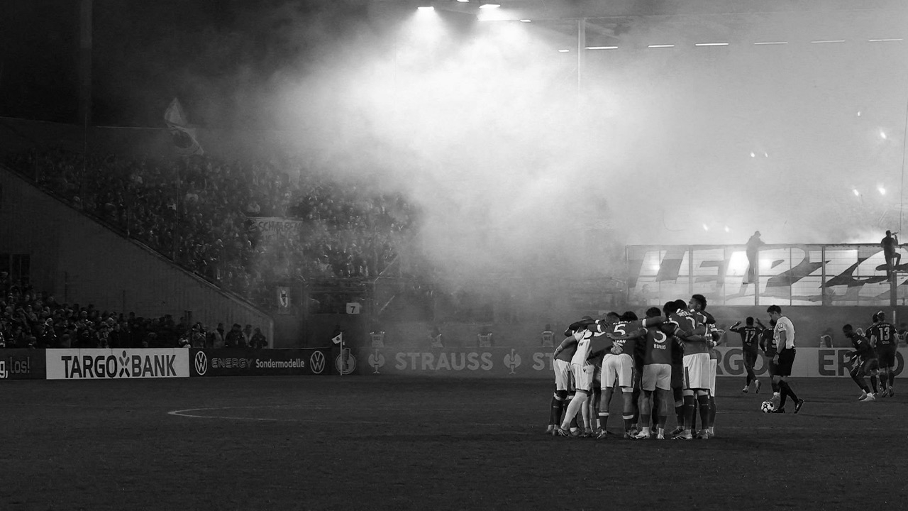 "แฟนบอลทีมดังยุโรป" เสียชีวิตขณะเดินทางไปชมทีมรัก-โลกลูกหนังแห่อาลัย