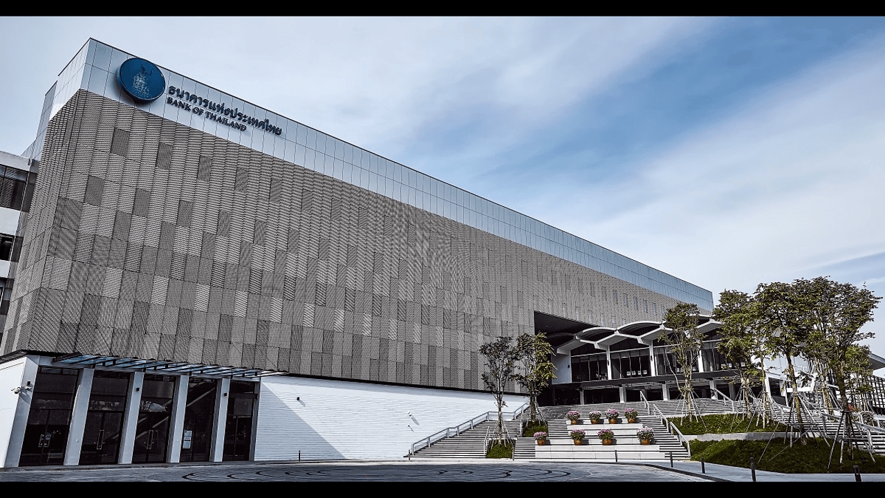 ธปท.ยันแทรกแซงค่าบาทได้ แอ่นอกรับเศรษฐกิจไทยไตรมาส3ตกหลุม-