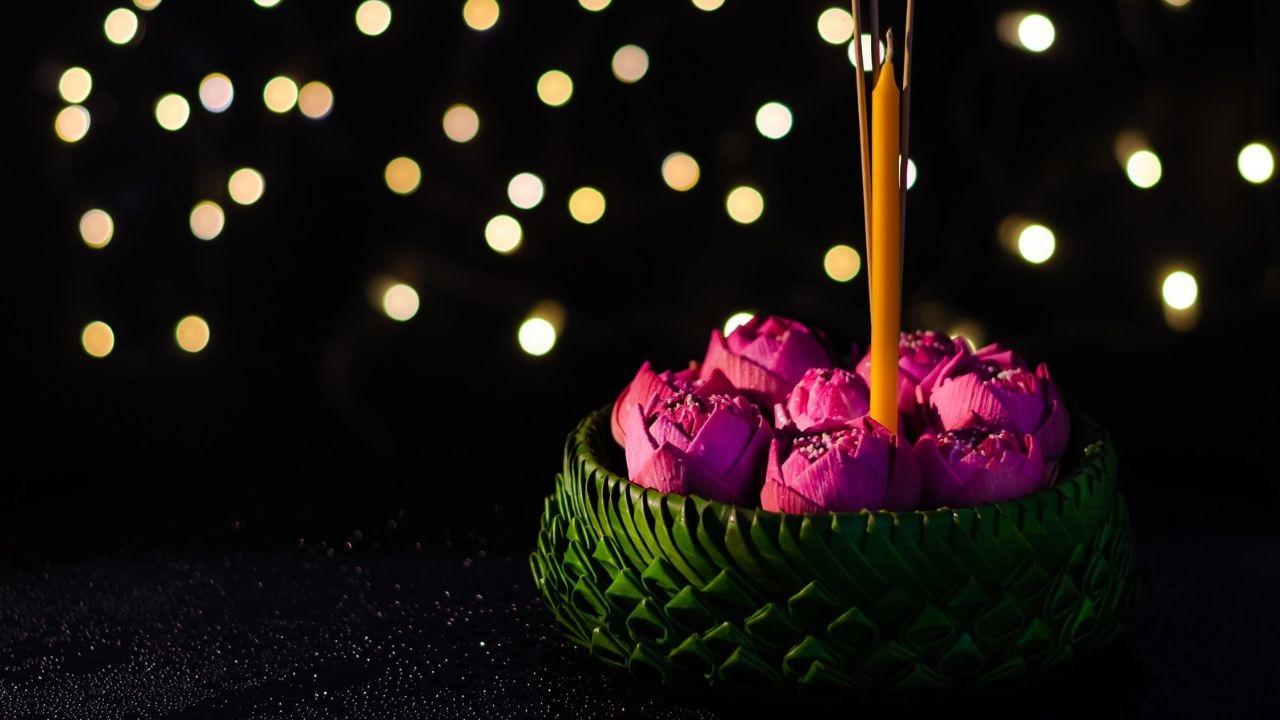 วันลอยกระทง 5 พ.ย. 68 พื้นที่ไหนจัดงาน ข้อปฏิบัติต้องรู้ช่วงไว้อาลัย 