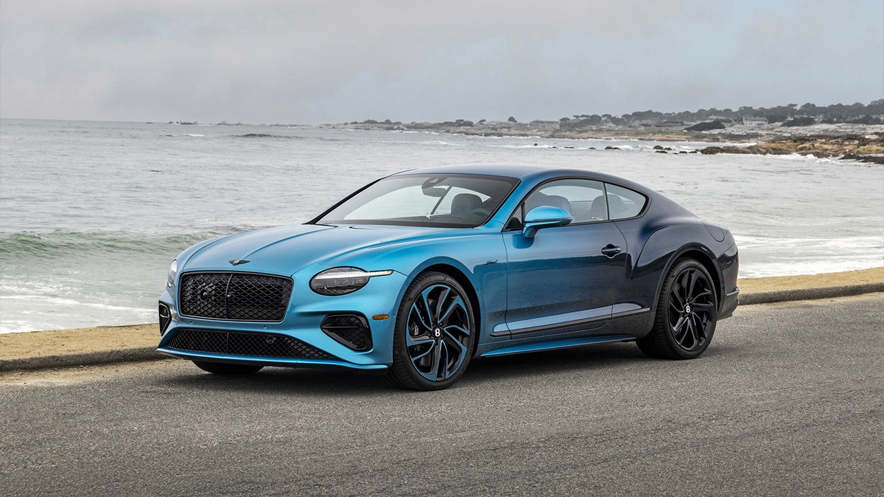 "เบนท์ลีย์" แบงค็อก นำเสนอ “Ombré by Mulliner” สร้างเฉดสีแรเงาเติมเต็มความโดเด่น