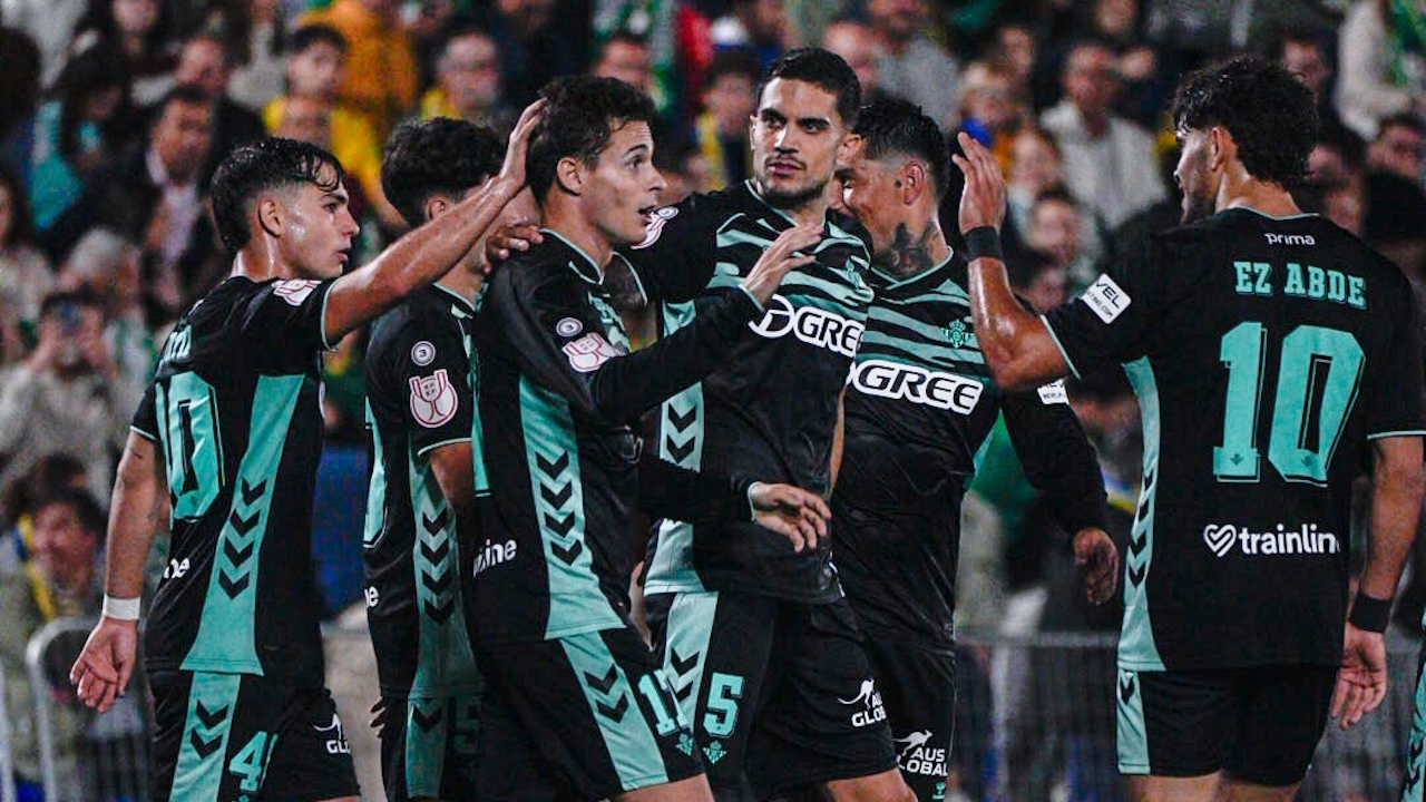 ผลบอลสด เรอัล เบติส บุกถล่ม ปัลมา เดล ริโอ เข้ารอบ 2 โกปา เดล เรย์