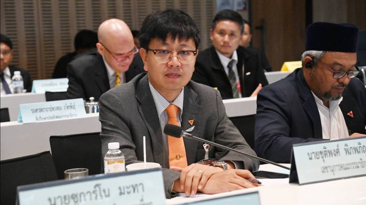 “ชุติพงศ์” กระตุกรัฐบาลตรวจสอบคนใกล้ตัวครม.เกี่ยวข้องเงินเทาหรือไม่ ห่วงแก้ปัญหาไม่คืบ