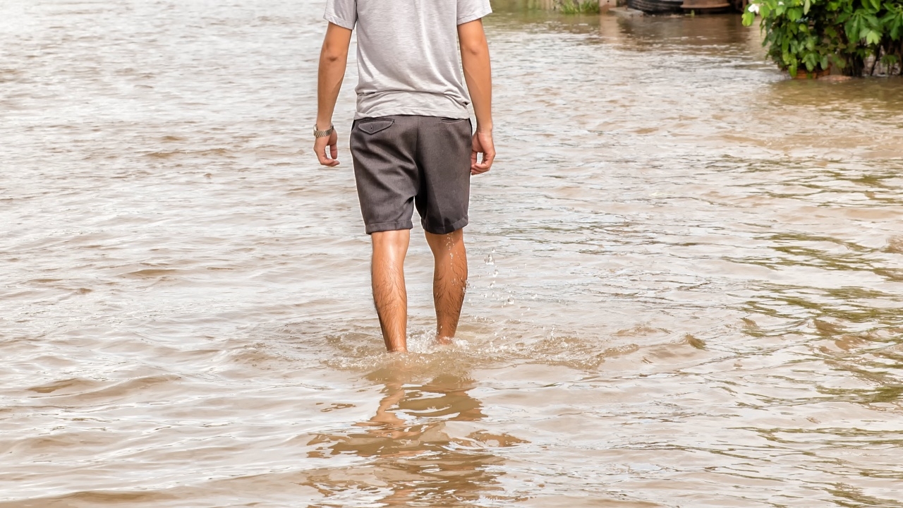 ศูนย์ปฏิบัติการธรณีพิบัติภัย เฝ้าระวัง 13 จังหวัด ดินถล่ม น้ำป่าไหลหลาก