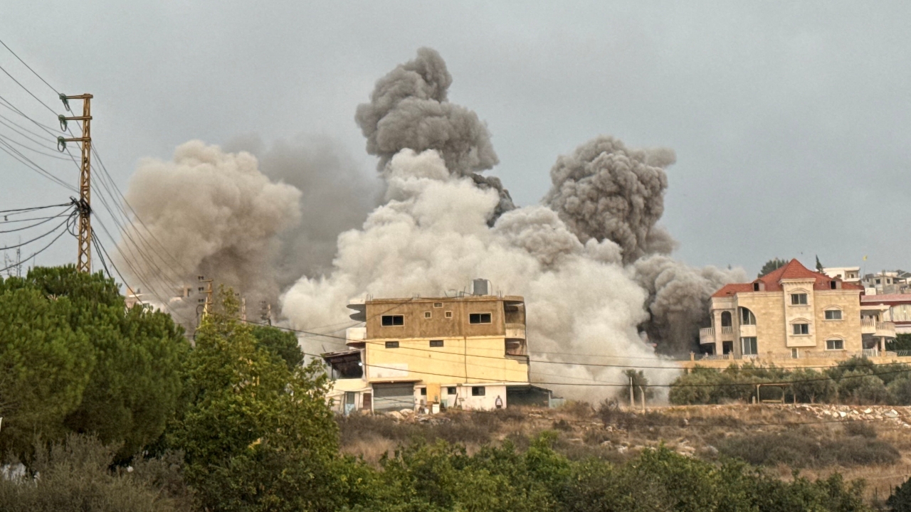 อิสราเอลถล่มเลบานอนใต้ครั้งใหญ่ สั่งอพยพพลเรือน อ้างเป้าหมายคือ "ฮิซบอลเลาะห์"