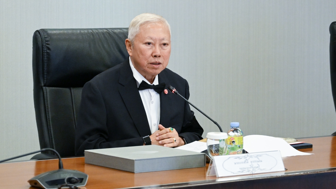 “บวรศักดิ์” คาดดำเนินการก่อสร้างพระเมรุมาศแล้วเสร็จอย่างสมพระเกียรติยศ ต.ค. 69