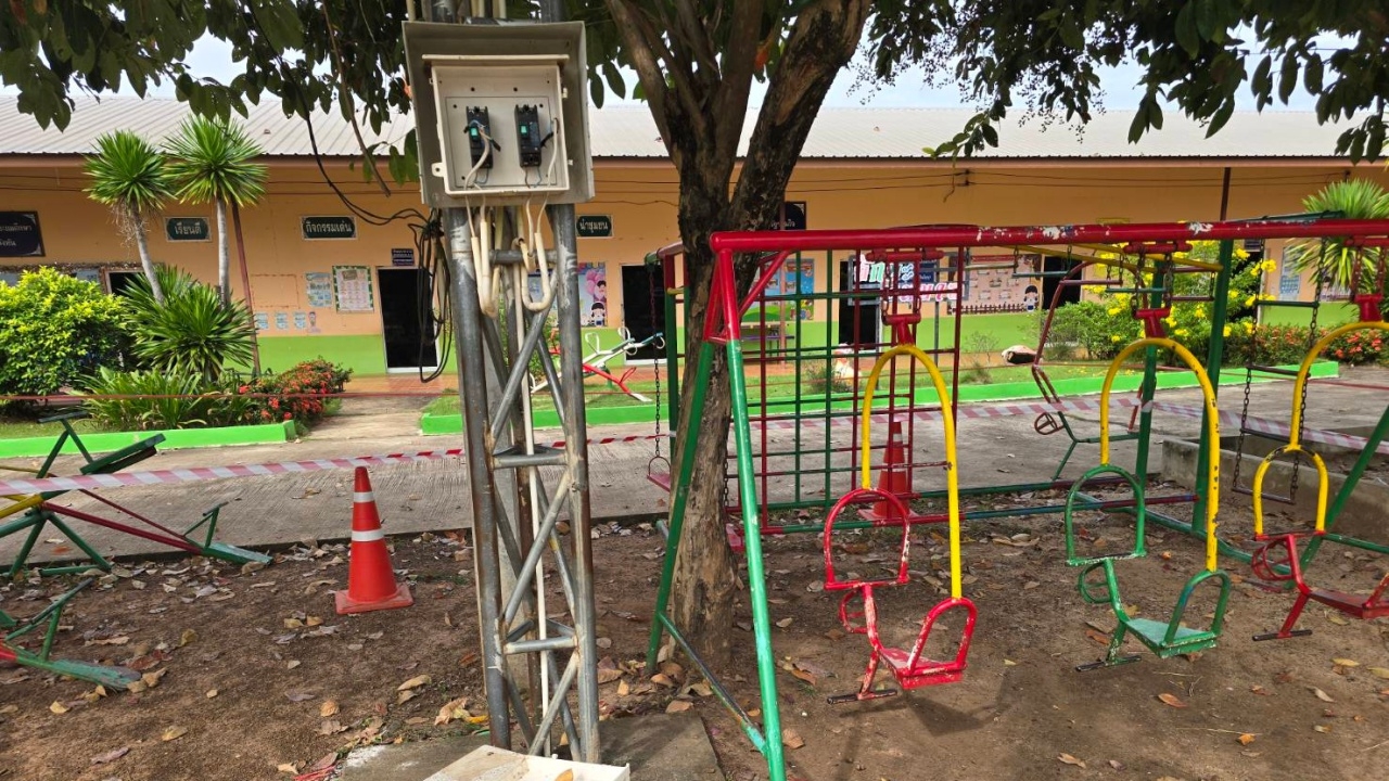 รอง ผอ.สำนักงานเขตฯ เสียใจเหตุ ด.ช. 5 ขวบ ถูกไฟช็อตดับในโรงเรียน กำชับเร่งเยียวยา