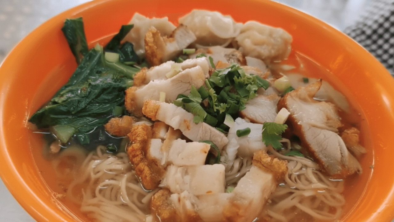 บะหมี่ อาร์ ภู เส้นสดทำใหม่วันต่อวัน เหนียวนุ่ม ราคามิตรภาพเริ่มต้น 40 บาท