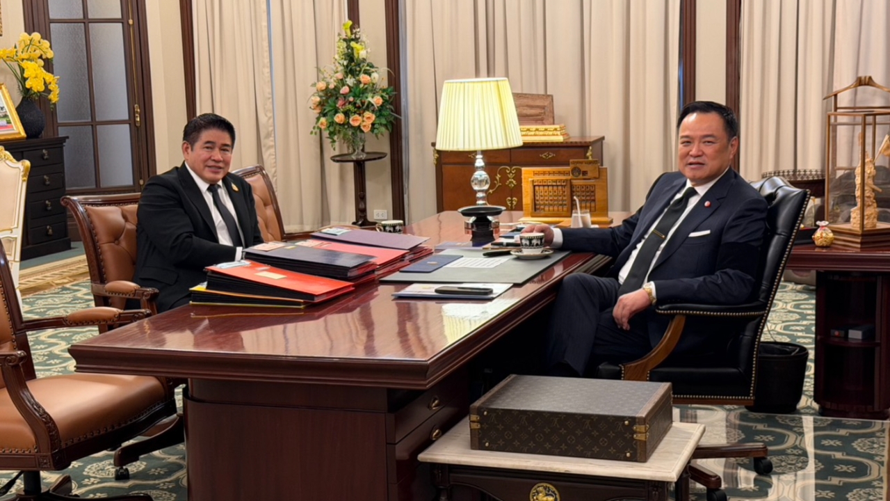 “อนุทิน” ปิดห้องทำงานคุย “ธรรมนัส” ส่วนตัวบนตึกไทยคู่ฟ้า