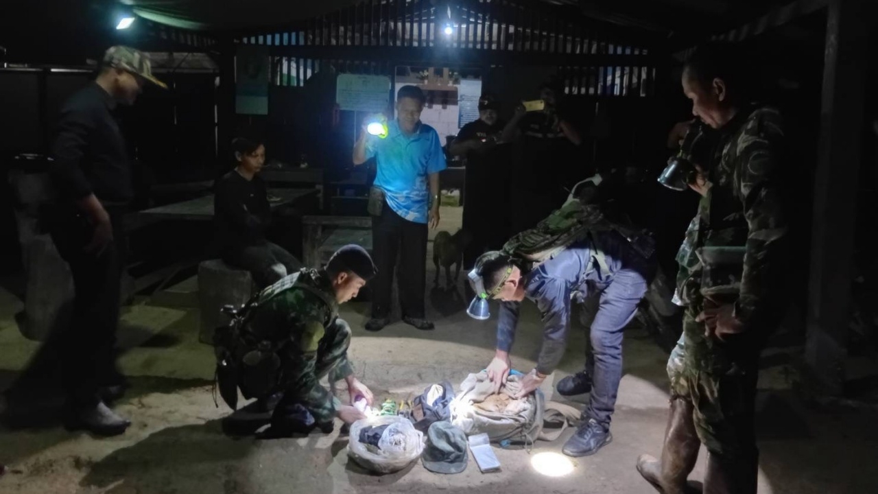 จับแก๊งลักลอบขุดดิน ร่อนแร่ทองคำ กลางป่าอุทยานทองผาภูมิ 