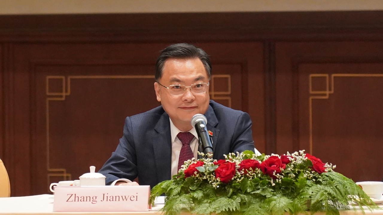 ทูตจีนเผย "แผนพัฒนา 5 ปีฉบับที่ 15" เดินหน้าพัฒนาความทันสมัย เปิดกว้างสร้างอนาคตร่วมกับไทย