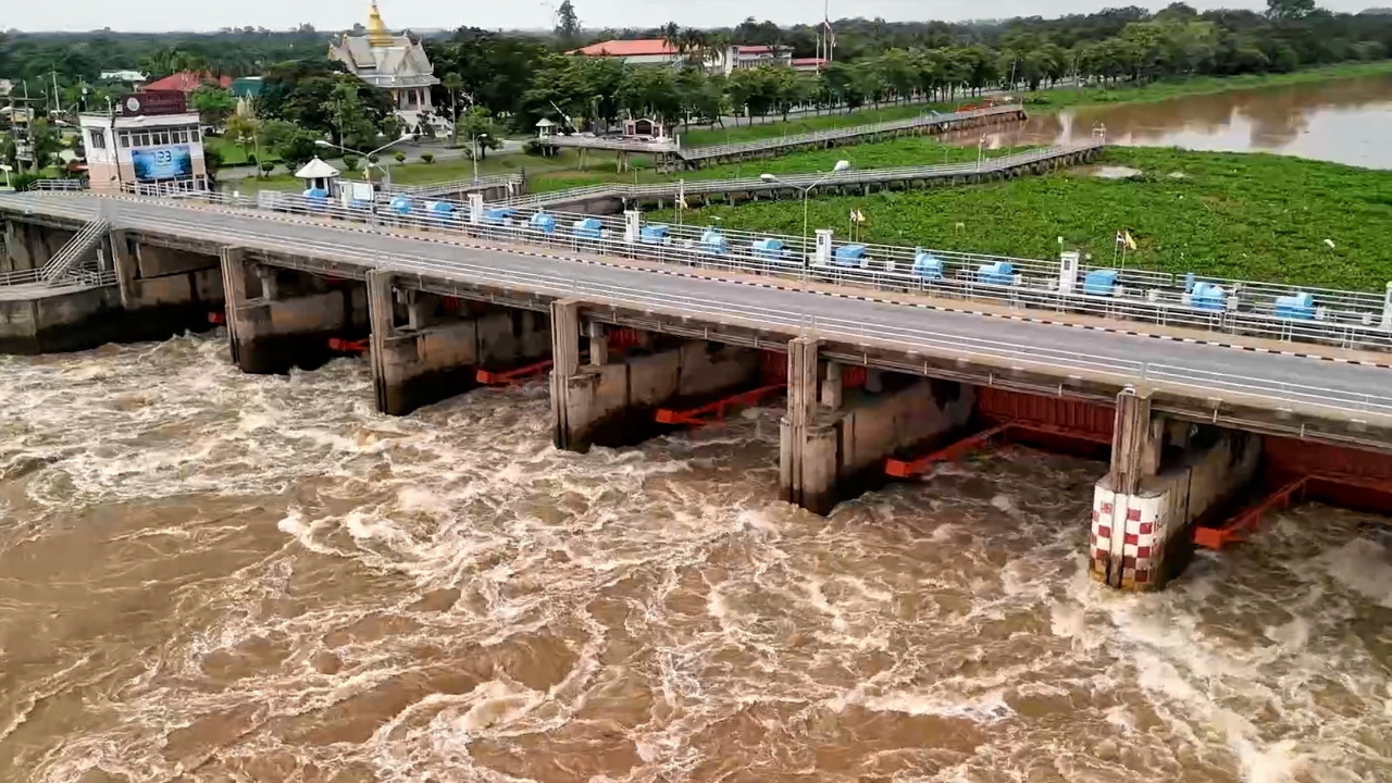 “ภราดร” หวั่นพายุ “คัลแมกี”ส่งผลกระทบภาคเหนือตอนล่าง คาดระดับน้ำสูงสุด 10 พ.ย.นี้