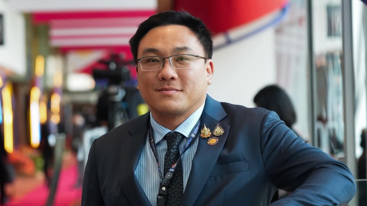 “จุลพันธ์” รับ “อัศวเหม” ซบเพื่อไทย จ่อเปิดตัว 7 พ.ย. แง้ม “บิ๊กเนม” มาแน่