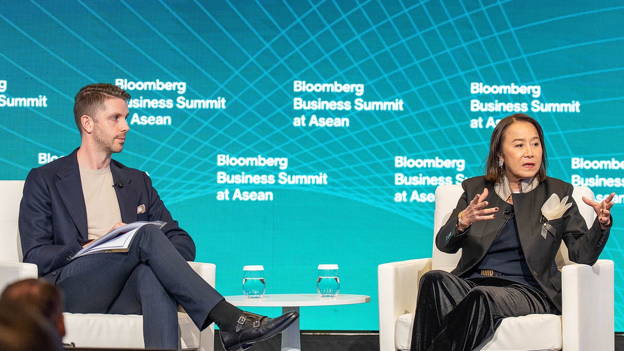 ศุภลักษณ์ อัมพุช โชว์พลังสตรีสร้างศูนย์การค้าไทยสู่ระดับโลกเวที Bloomberg Business Summit at Asean