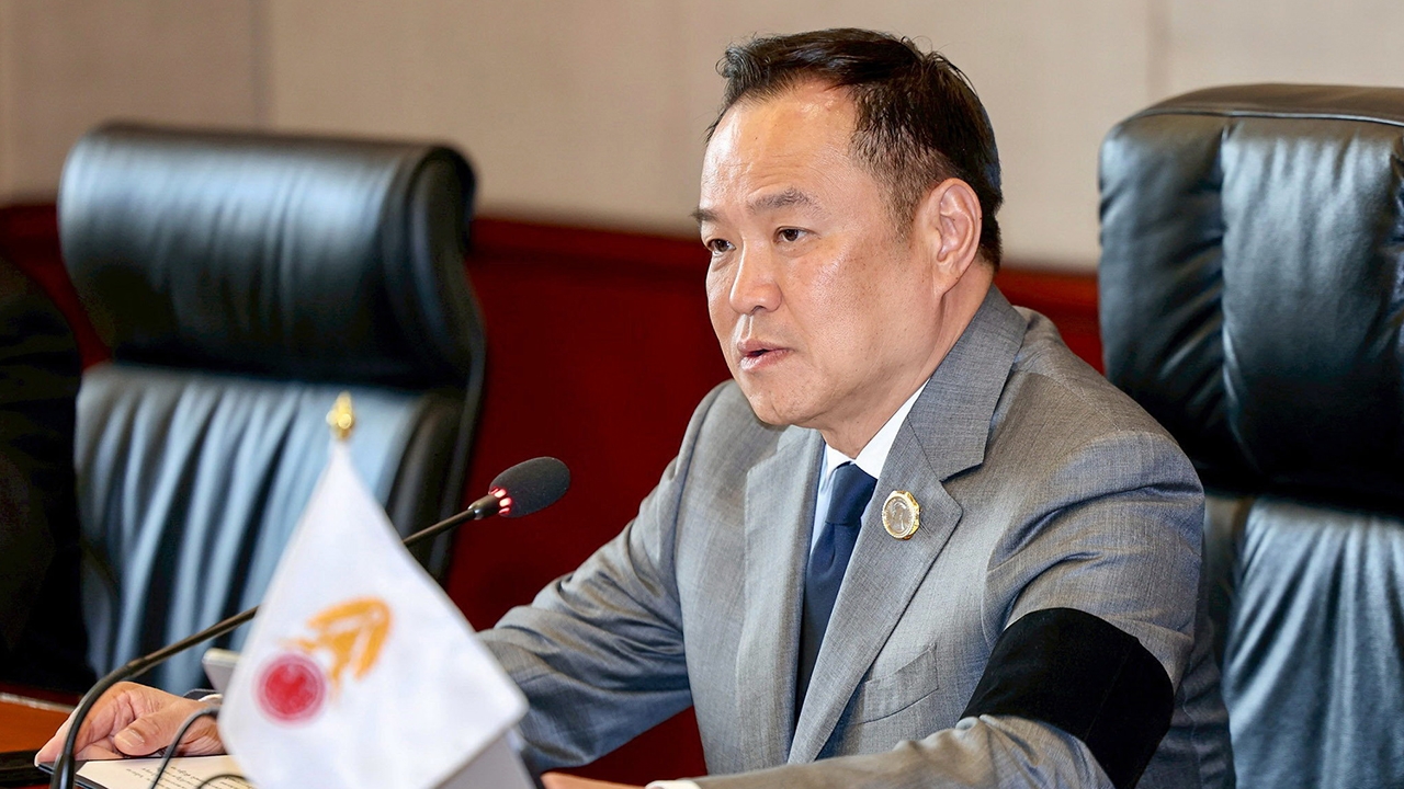 "อนุทิน" ขันนอต ปปง. ล่าจับ "เงินดำ-เทา" ฟอกขาว "ฉัตรชัย" ชี้ควรมีเอไอช่วย