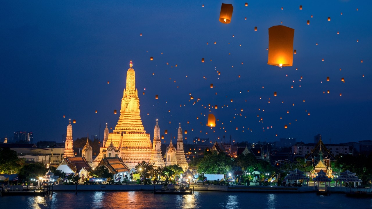 ลอยกระทง 2568 กรุงเทพฯ ที่ไหนดี รวม 40 พิกัดใกล้บ้านน่าไปเที่ยว