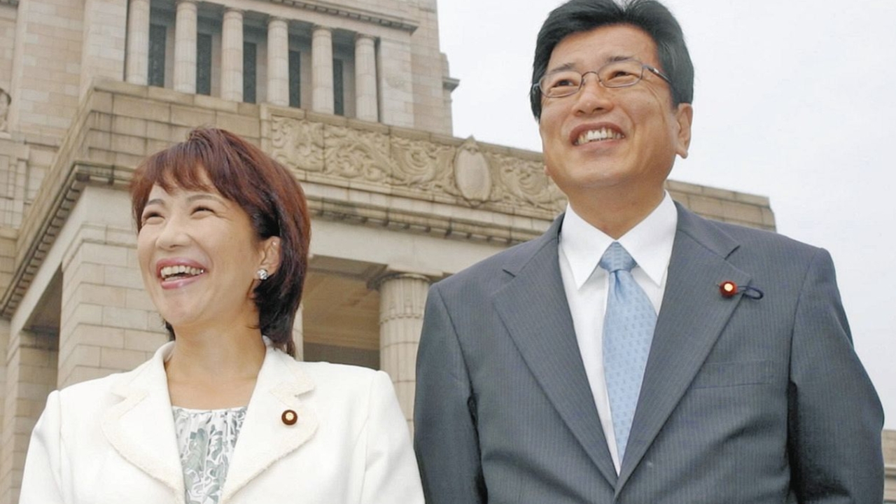 สามีนายกฯ หญิงญี่ปุ่นคนแรก ลั่นขอสนับสนุนเงียบๆ อยู่เบื้องหลัง ทำอาหารให้ภรรยา