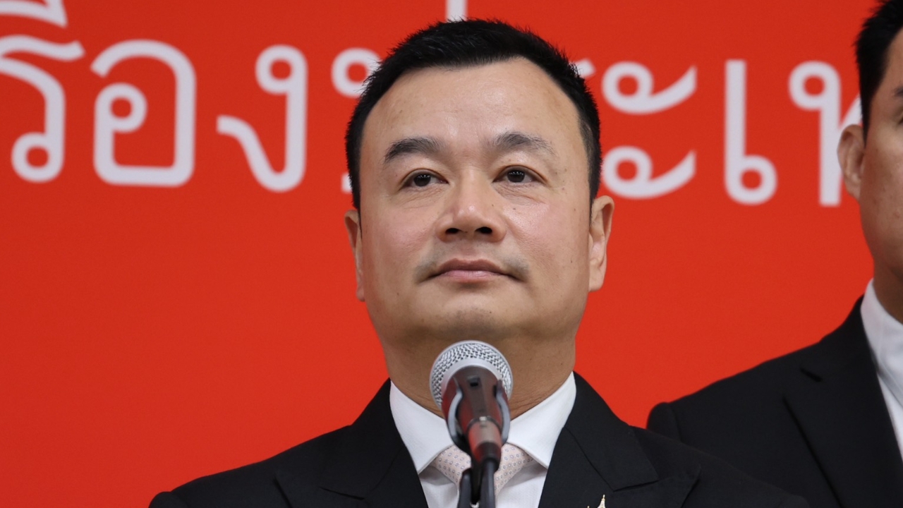 “สรวงศ์” ยัน “แพทองธาร” ยังเป็นเสาหลักเพื่อไทยสู้ศึกเลือกตั้ง เชื่อ สส. ใจไม่แกว่ง