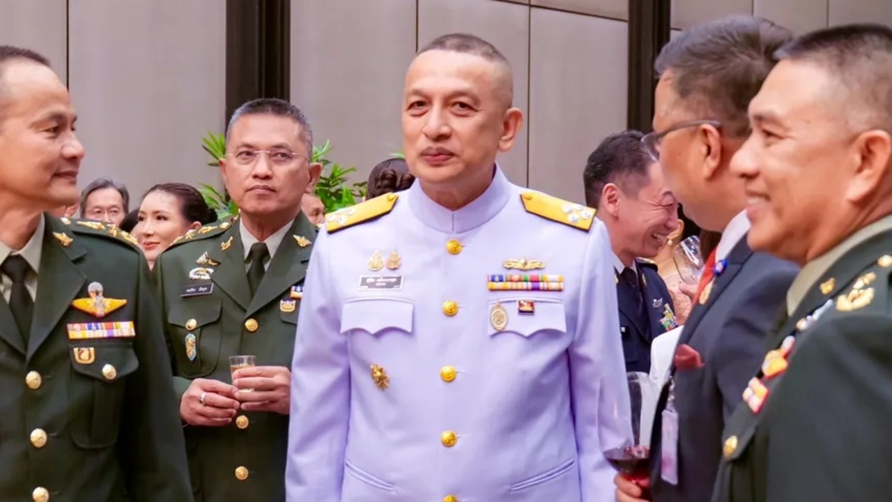 “อนุทิน” เซ็นตั้ง “พล.ร.อ.สุวิน แจ้งยอดสุข” นั่งที่ปรึกษาของนายกรัฐมนตรี