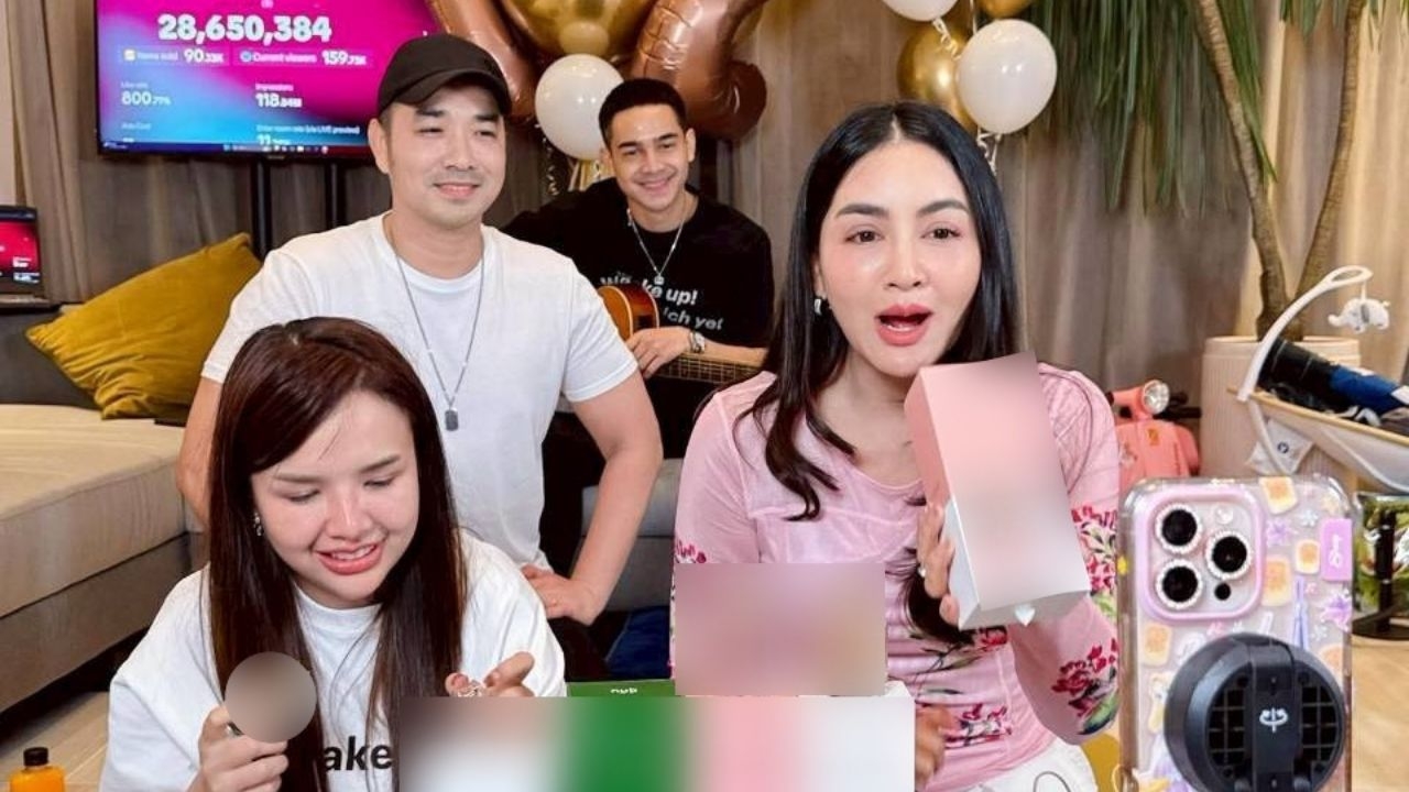 เจมส์-ครูก้อย ร่วมไลฟ์กับ เจนนี่ ได้หมดถ้าสดชื่น สุดปังยอดพุ่ง 2.8 ล้านใน 5 นาที