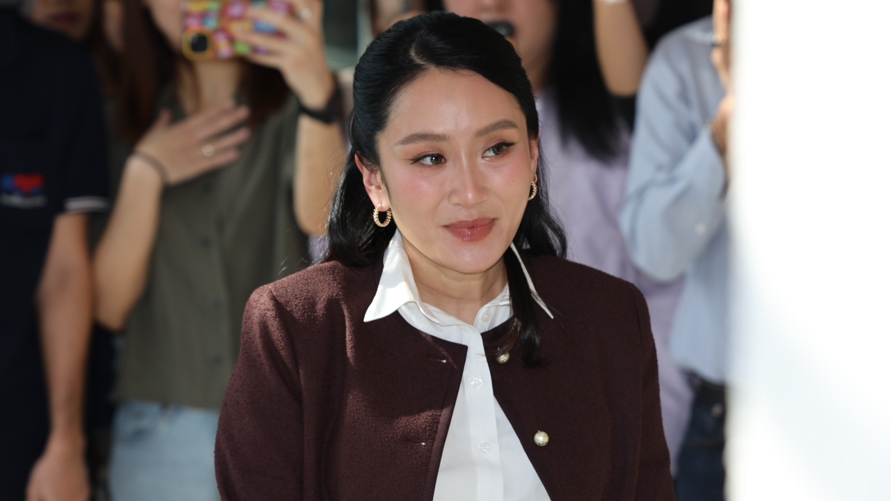 “แพทองธาร” ถึงเพื่อไทย “สมศักดิ์-สุดาวรรณ” รอรับ จับตาเคาะชื่อคนชิงเก้าอี้หัวหน้าใหม่