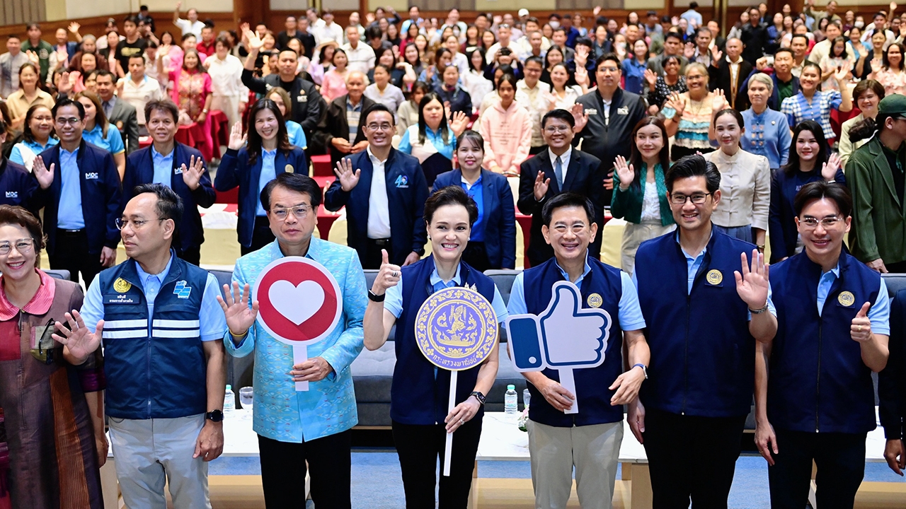 “พาณิชย์” หนุนผู้ประกอบการก้าวสู่ตลาดออนไลน์ ชู “คอนเทนต์” เครื่องมือสำคัญ