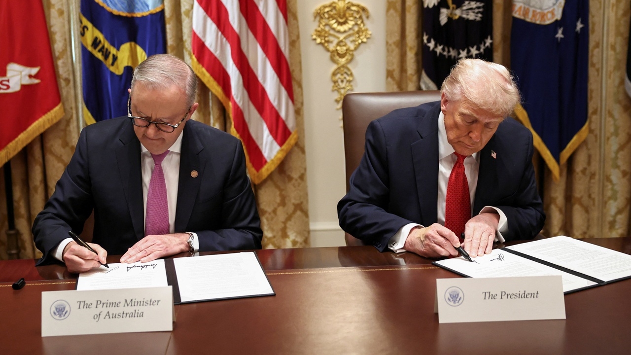 ทรัมป์-นายกฯ ออสเตรเลีย ลงนามข้อตกลงแร่หายาก หวังลดพึ่งพาจีน