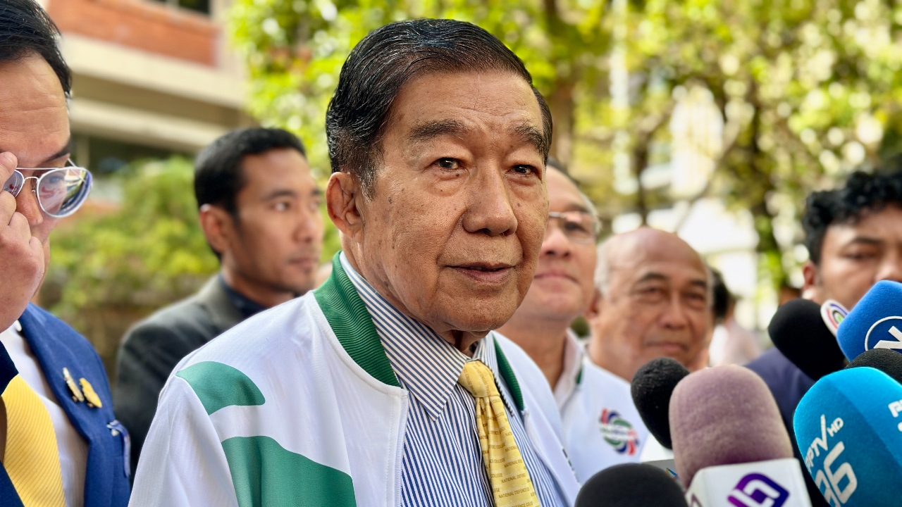 "ธรรมรักษ์" คืนสังเวียนช่วย "ลุงป้อม" คุมทัพเตรีียมเลือกตั้ง หวังชิงภาคอีสานได้