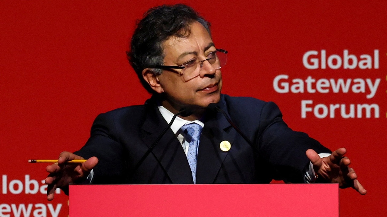 ทรัมป์ลั่น เลิกให้เงินช่วยเหลือโคลอมเบีย จวก ปธน.เป็นเจ้าพ่อค้ายาเสพติด