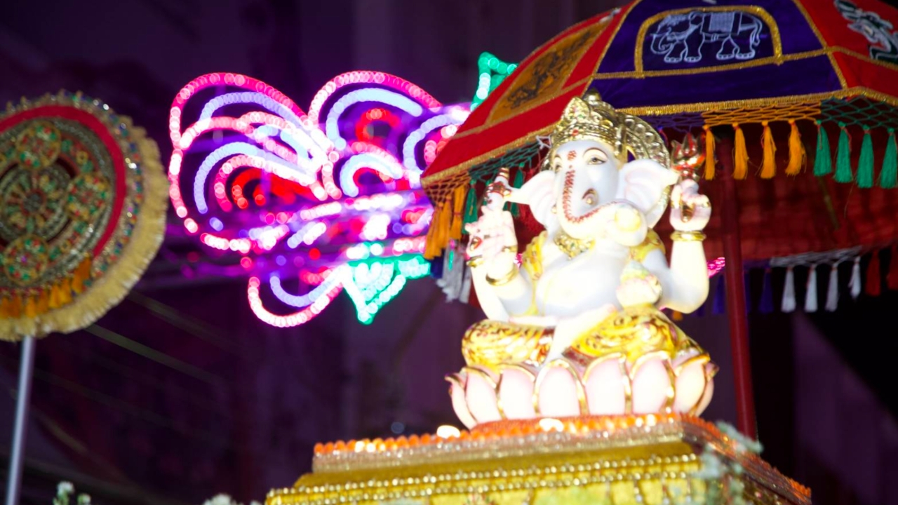 เทศกาลดีวาลีที่พาหุรัด-คลองโอ่งอ่าง มีถึงวันไหน มีอะไรน่าสนใจบ้าง