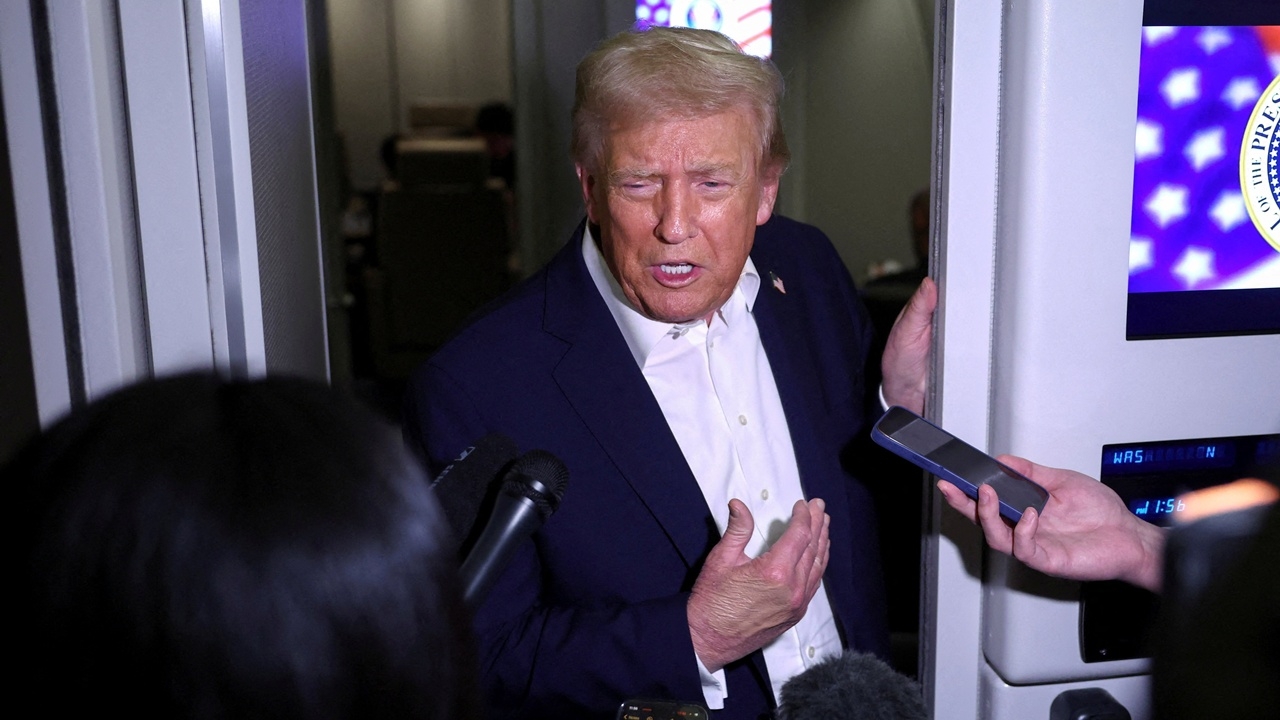 ทรัมป์เริ่มทัวร์เอเชีย หวังคุย สี จิ้นผิง ราบรื่น-เปรยอยากพบ คิม จอง-อึน