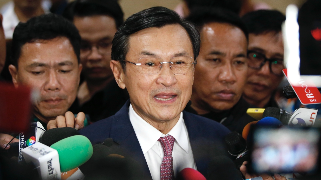 สส.เพื่อไทยโยน 4 รายชื่อชิงหัวหน้า “จาตุรนต์” ตัวเต็ง “ชลน่าน” ลุ้นแคนดิเดตนายกฯ