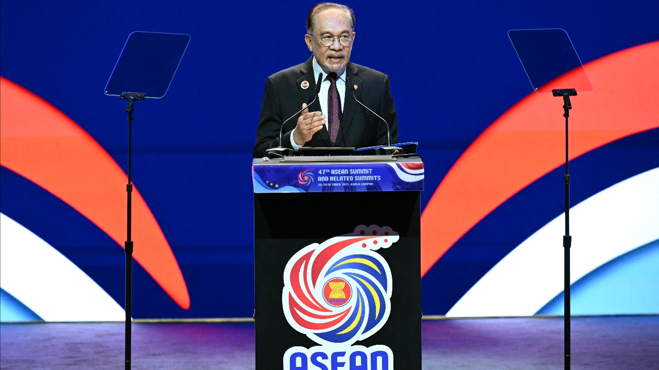 “อันวาร์” ขอบคุณ “นายกฯ อนุทิน” กล้าหาญผลักดันสันติภาพชายแดนไทย-กัมพูชา ด้วยวิถีทางการทูต 