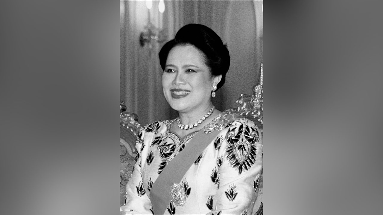 แนวทางปฏิบัติ การไว้ทุกข์ ถวายความอาลัย "สมเด็จพระพันปีหลวง"