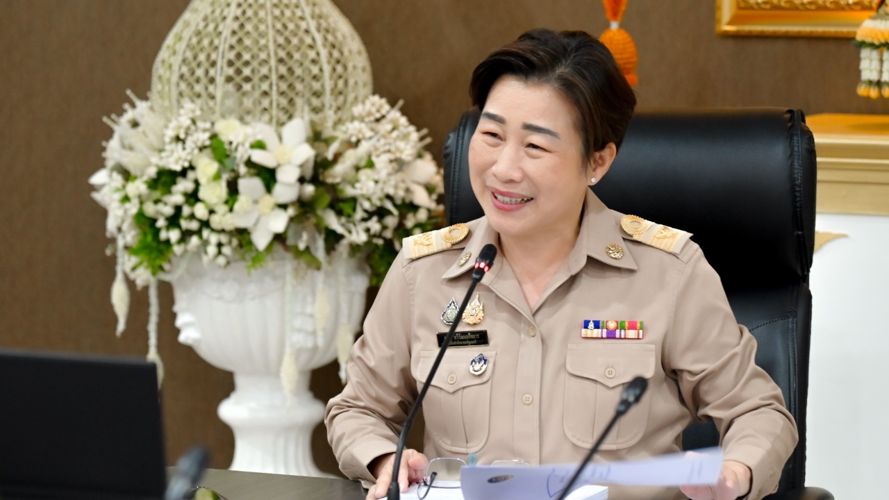 สำนักนายกฯ ประชุมเตรียมพร้อมงานพระราชพิธี นายกฯ สั่งการให้สมพระเกียรติที่สุด