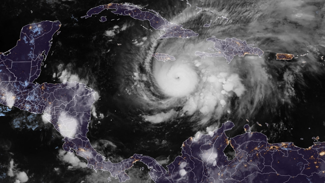 พายุ "เมลิสซา” ยกระดับเป็น เฮอริเคนระดับ 5 จ่อถล่มจาเมกา รุนแรงสุดครั้งประวัติศาสตร์
